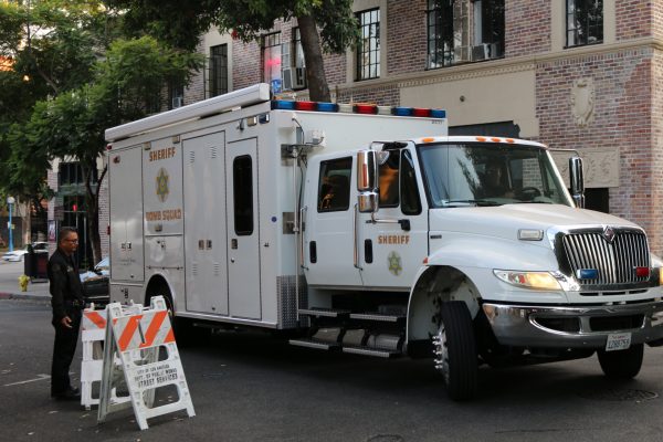 A Sheriff's Department bomb squad vehicle at 840 Larrabee St. in West Hollywood. (Photo by Jim Garrecht / ANG News)
