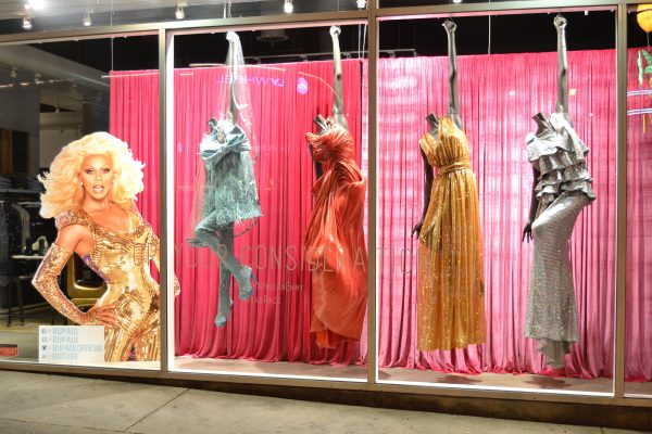 Gowns by Zaldy Goco in the windows of LASC (Photo courtesy of @ohmannequin)