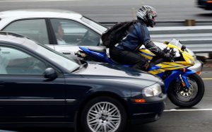 lane splitting, motorcycle