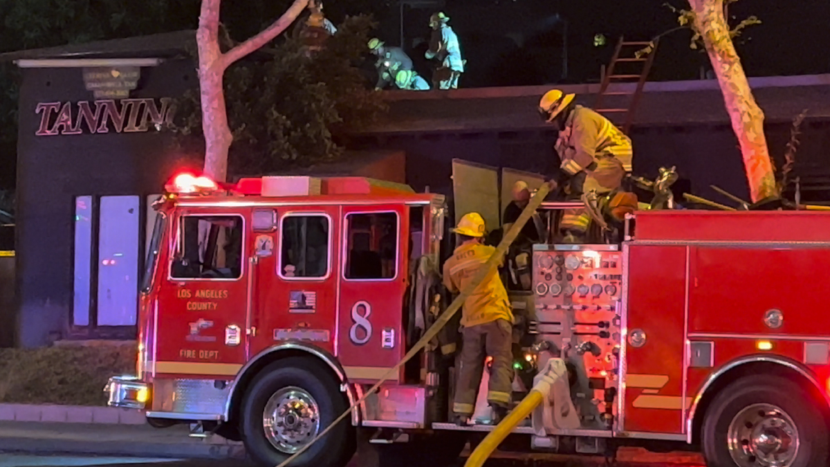 Tanning Salon On Santa Monica Blvd Catches Fire WEHOonline Com   Firetanningsalon 